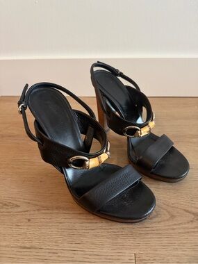 Gucci Black Leather Slingback Heels with Gold-Tone Horsebit